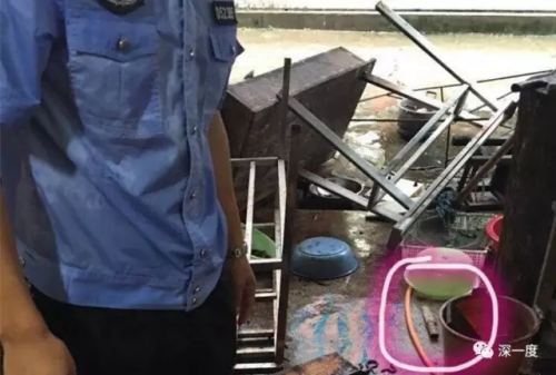 末细节:行凶者前城管队长张议资料照片pg电子模拟器试玩湘潭石潭镇杀人案始(图3) 末细节:行凶者前城管队长张议资料照片pg电子模拟器试玩湘潭石潭镇杀人案始(图3)